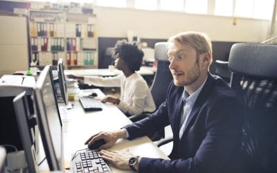 Corporate Screensavers: The Cheapest Employee Communication Channel You’re Not Using