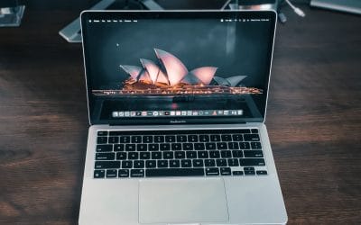Why Regional Teams Miss the Message (And How Corporate Screensaver Tools Restore Reach)